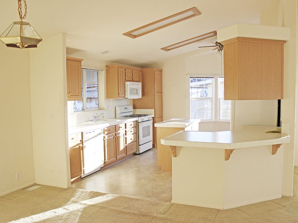 1st image of 1401 El Norte Pkwy Space 95