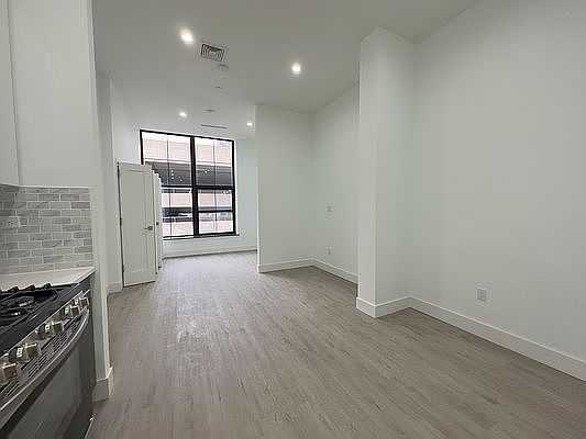 2nd image of 47-33 5th St #2E