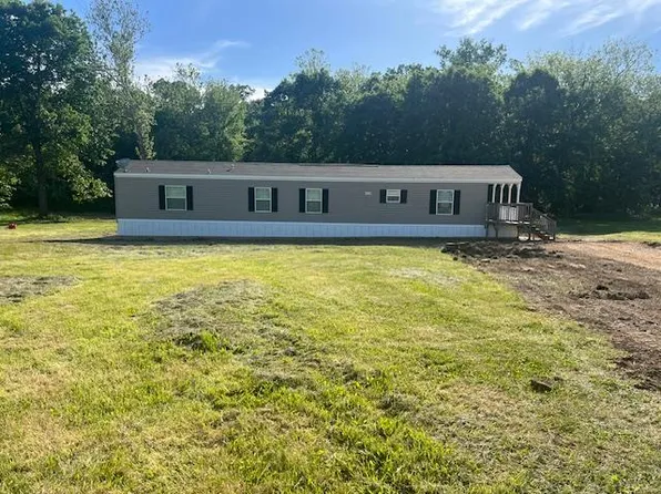 66 Faircreek Dr, Winfield, MO 63389