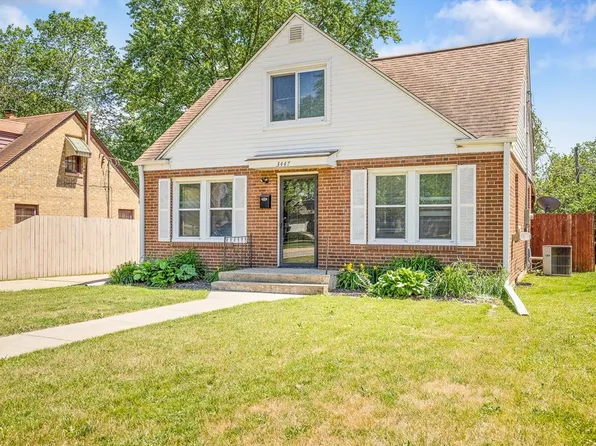 3447 Broadway, Rockford, IL 61108