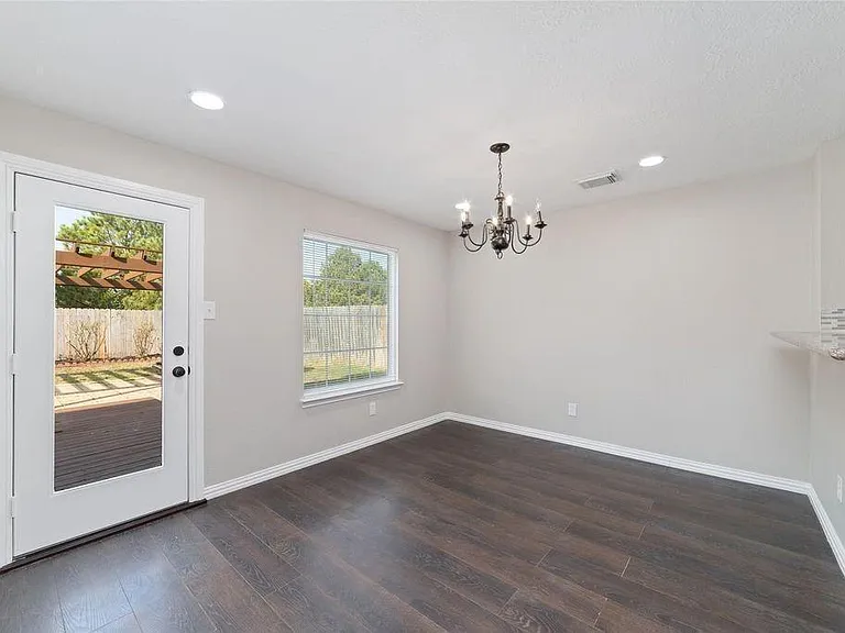 4007 Starbridge Pointe Ln — Photo 9