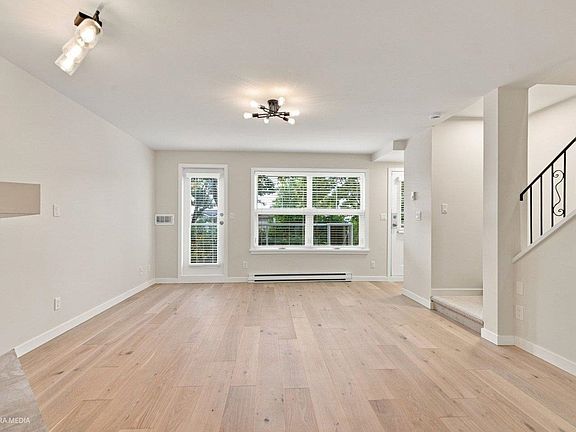 4th image of 3787 Pender St #203