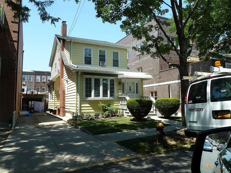 2nd image of 41-22 163rd St