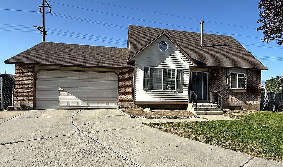 1st image of 6356 W Williamsburg Cir