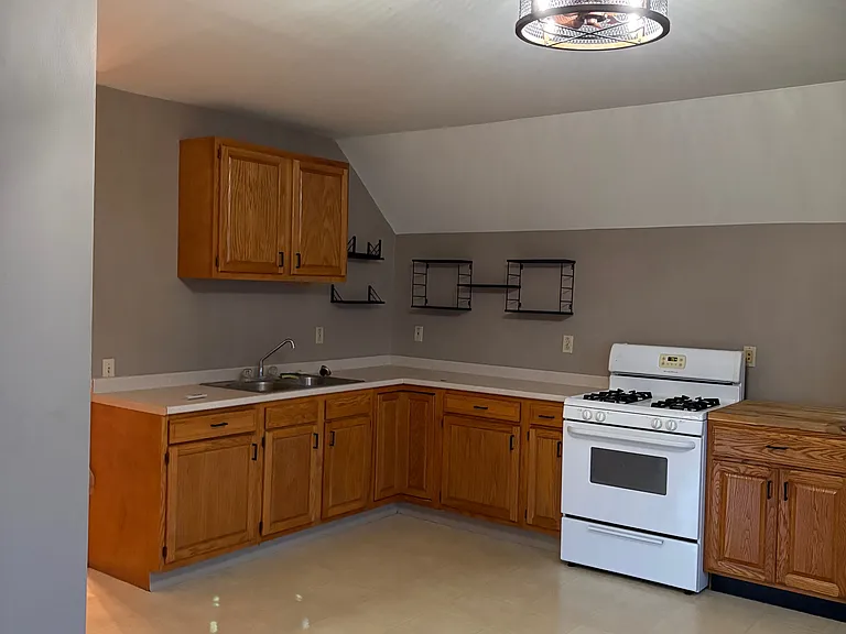 11374 Kieffer Rd — Photo 7