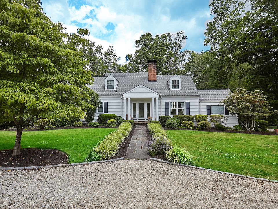 12 Burr Farms Road