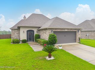 14266 Whippoorwill Rd, Gulfport, MS 39503