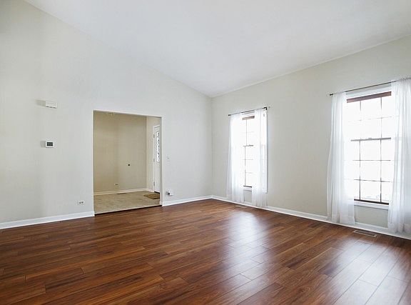 4th image of 1203 N Arbor Ln