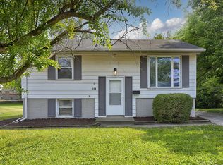 118 E Clark St, Glenwood, IL 60425