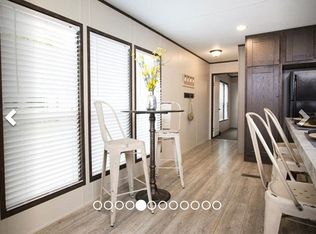 822 Sun View Ct, Arlington, TX