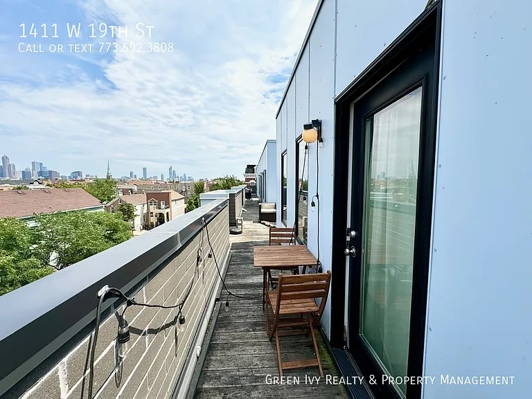 1411 W 19th St — Photo 17