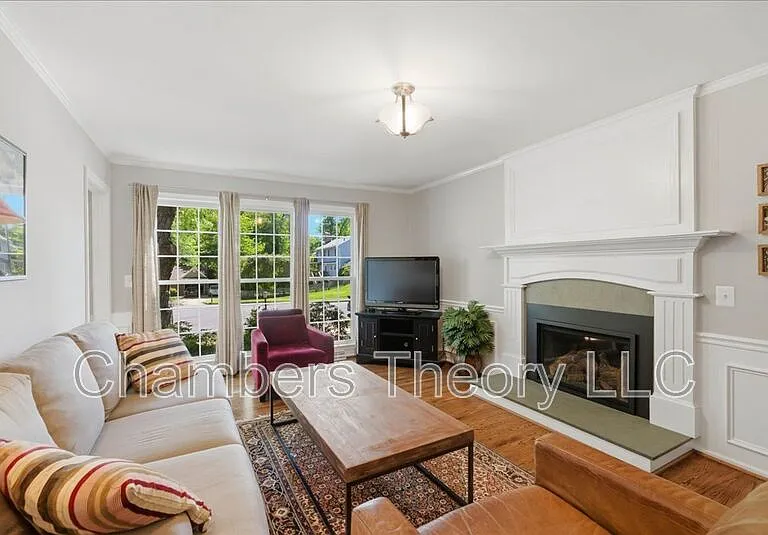 9902 Madrigal Way — Photo 4