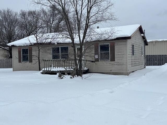 2nd image of 765 10th St