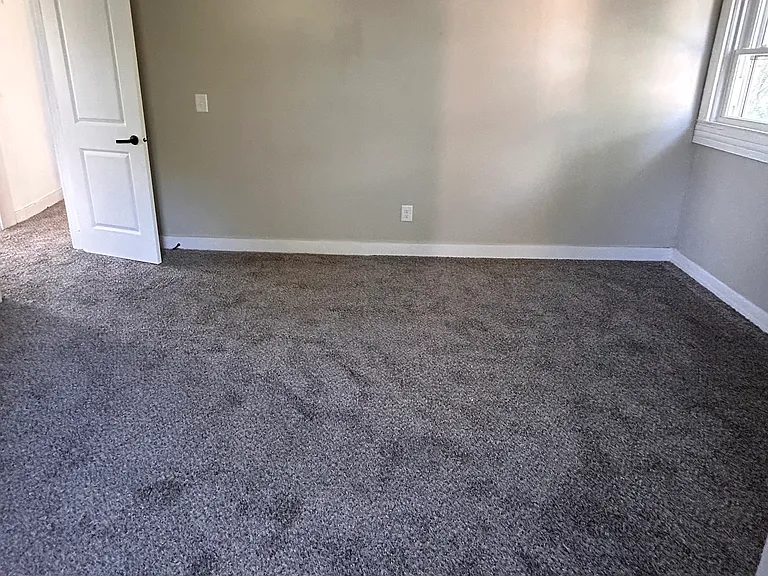 244 Michael Ln — Photo 5