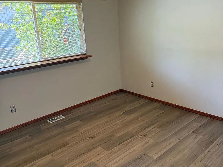 3213 NE 132nd Ave — Photo 14
