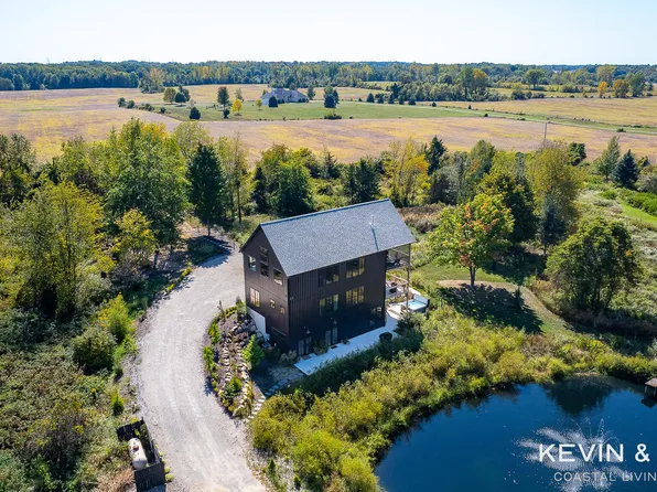 6364 126th Ave, Fennville, MI 49408