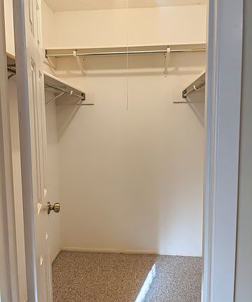 4th image of 13418 Alcanfor