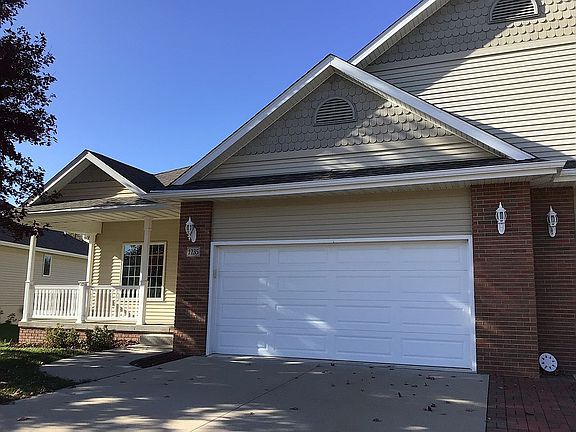 2nd image of 1235 Liberty Ln