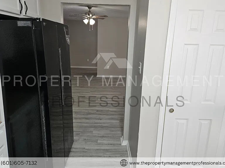 2814 Smith Robinson St — Photo 7
