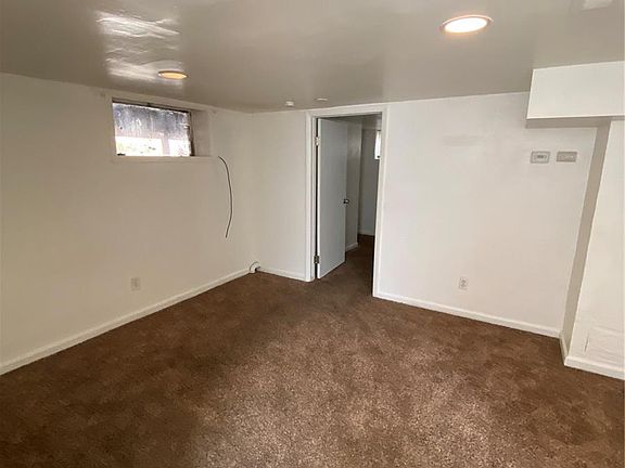 5th image of 3137 W Virginia Avenue