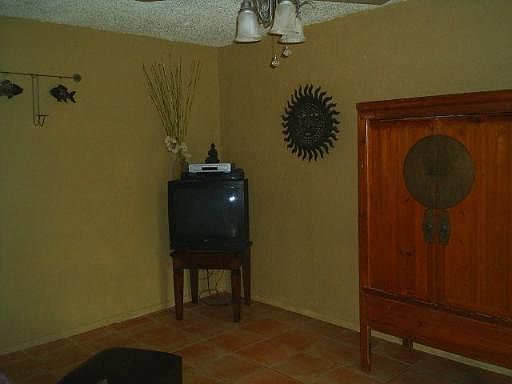 4th image of 7702 GREENRIDGE DR