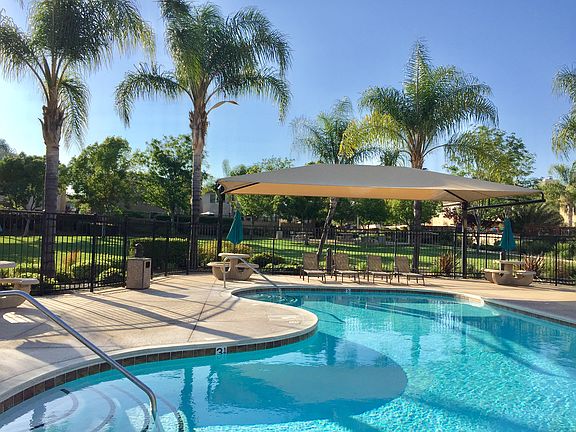 3rd image of 40626 Heyerdahl Ave