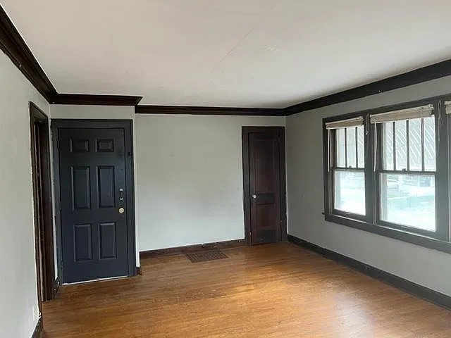 2 bed, 1000 sqft, $795 — Photo 3