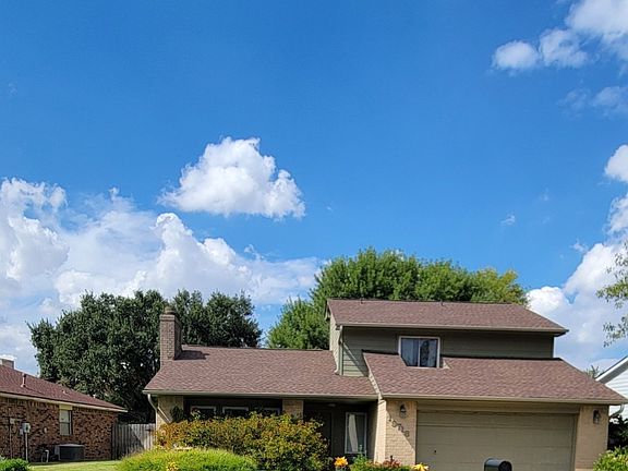 2nd image of 19718 Oakland Valley Dr