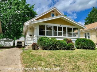 615 Woodridge St NE, Grand Rapids, MI 49505