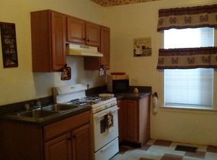 219 Elm St, Camden, NJ 08102
