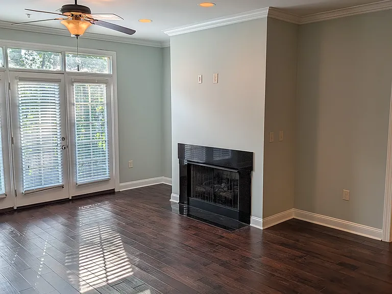 134 Sunset Cir #305 — Photo 22