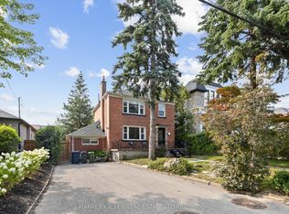 84 Lynnhaven Rd, Toronto, ON M6A 2K9