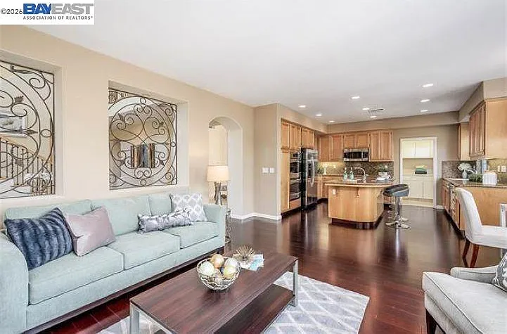 4540 Sweetgale Dr — Photo 9