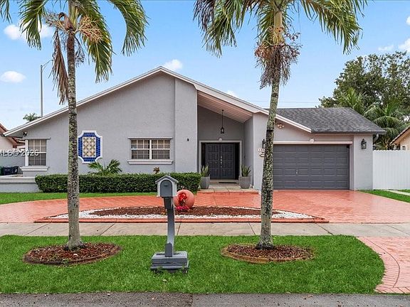 3rd image of 13430 SW 25th St