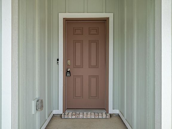 3rd image of 3507 Malus Ct