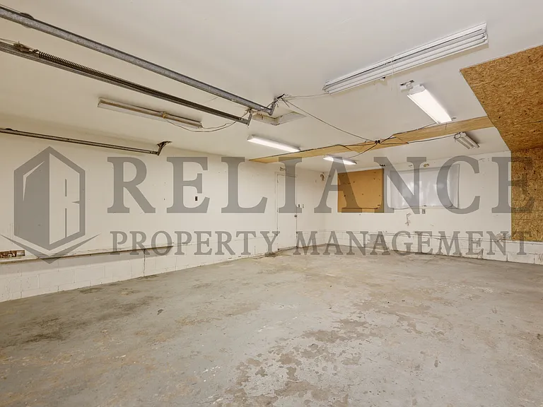 107 S Queen Ave — Photo 34