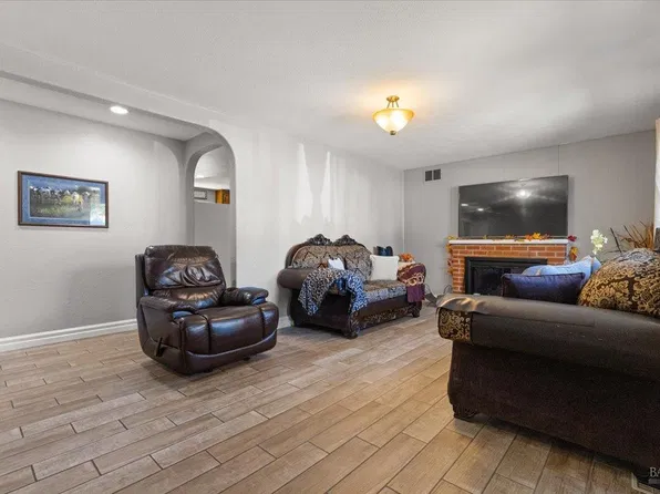 636 Southwood Drive, Santa Rosa, CA 95407