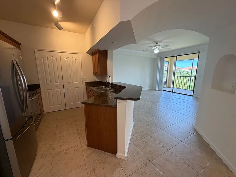 12970 Positano Cir #306 — Photo 5