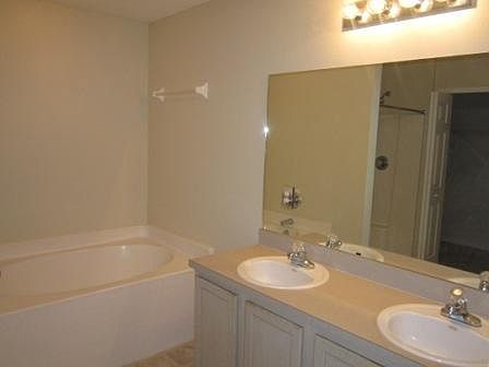 4th image of 8630 Tristan Dr