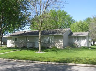 305 SW 2nd St, Pocahontas, IA 50574