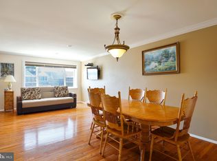 9842 Montour St, Philadelphia, PA 19115