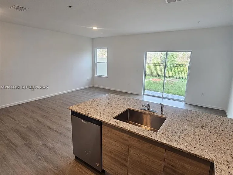 1201 Southstation Pl #108 — Photo 9