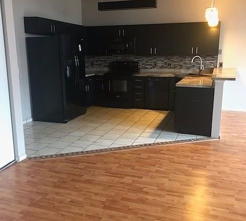 3rd image of 1105 Harney St APT 405
