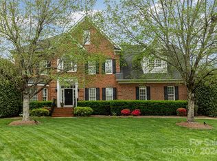 8903 Brackenhouse Ln, Waxhaw, NC 28173