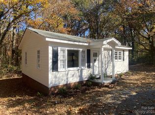 8120 Metts Rd, Charlotte, NC 28214