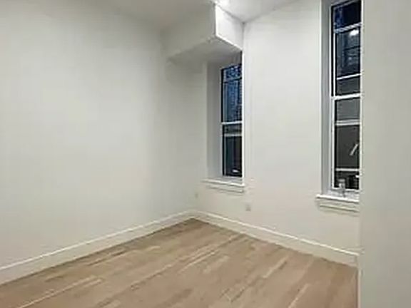 4th image of 131 Avenue A #1