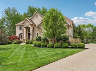 4300 Burberry Ct, Avon, OH 44011