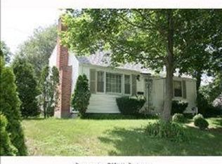 911 Oak St, East Hartford, CT 06118