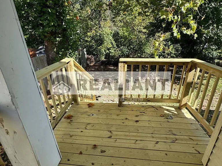 4516 Huntington Ave — Photo 10