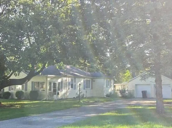1507 Ranch Rd, Warsaw, IN 46580